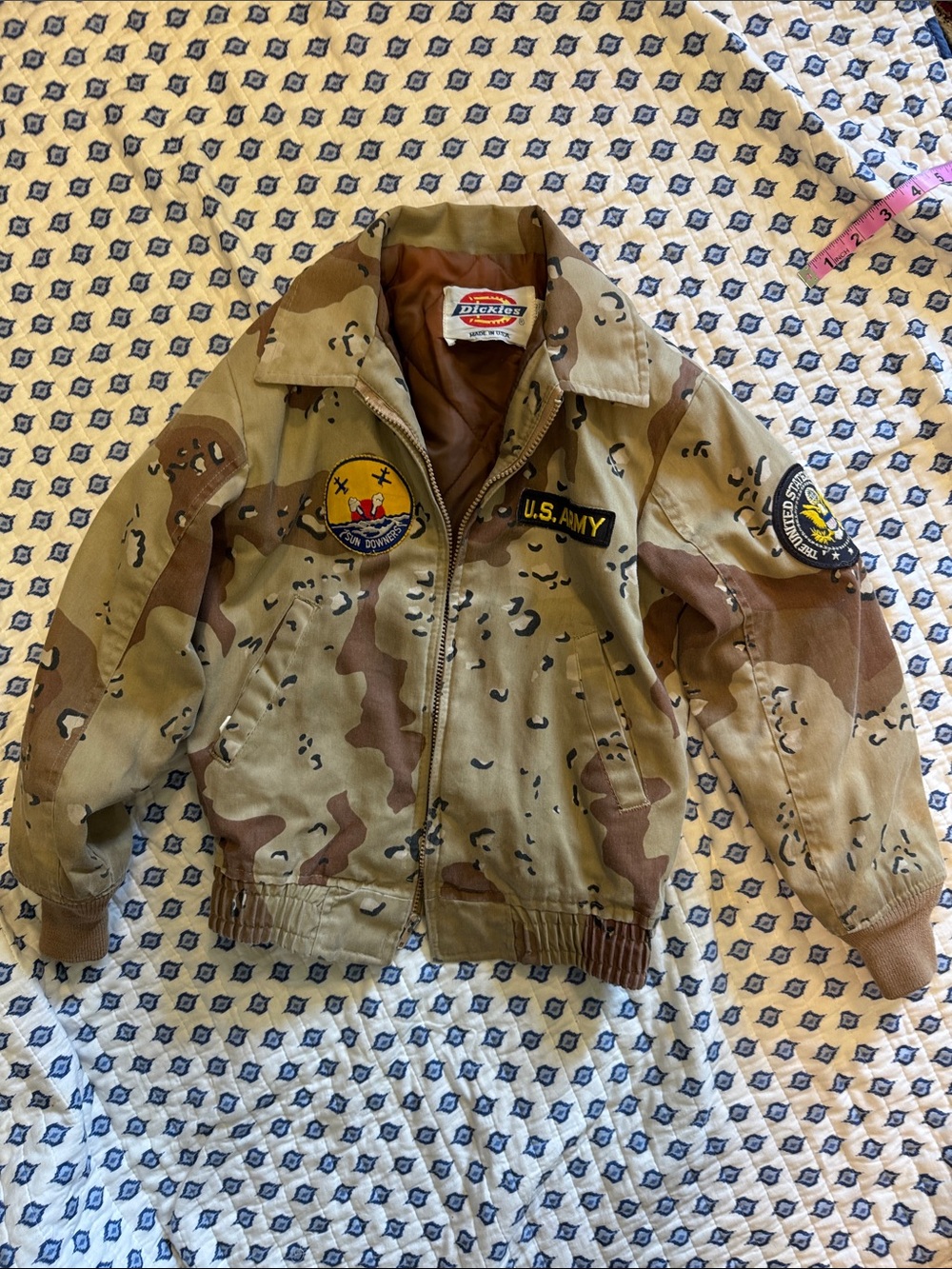 Vintage Dickies Kids' Desert Camo U.S. Army Patch Jacket - Tan/Brown medium